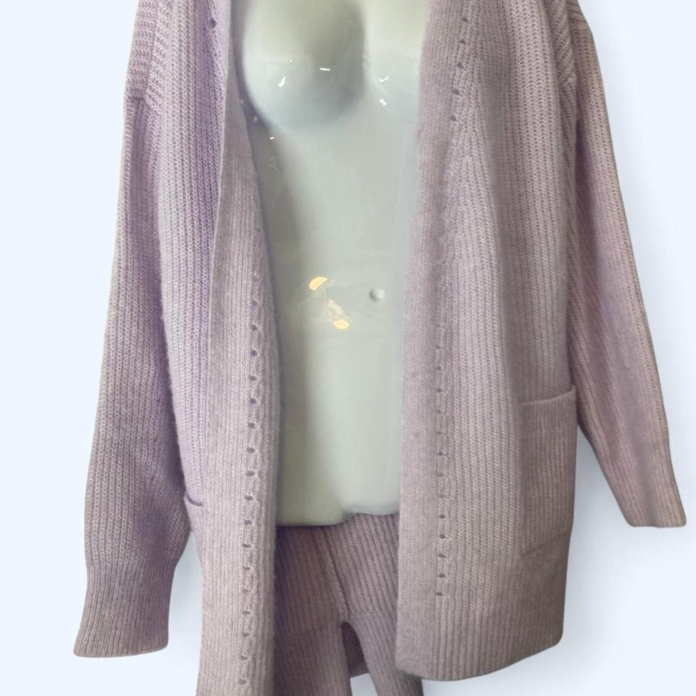 Lilac knit cardigan with pockets and button up front. Size: L Time & Tru - Picture 2 of 5
